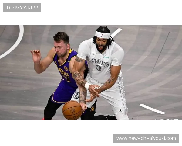 安东尼·戴维斯打破僵局，湖人守住领先