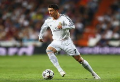 世界大学生攀岩锦标赛 中国选手速度攀项目三连冠