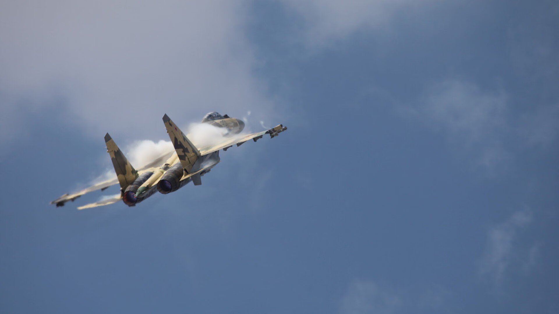 爱游戏综合娱乐-滑雪公开赛速度赛道项目竞争激烈，滑雪比赛赛道  第3张