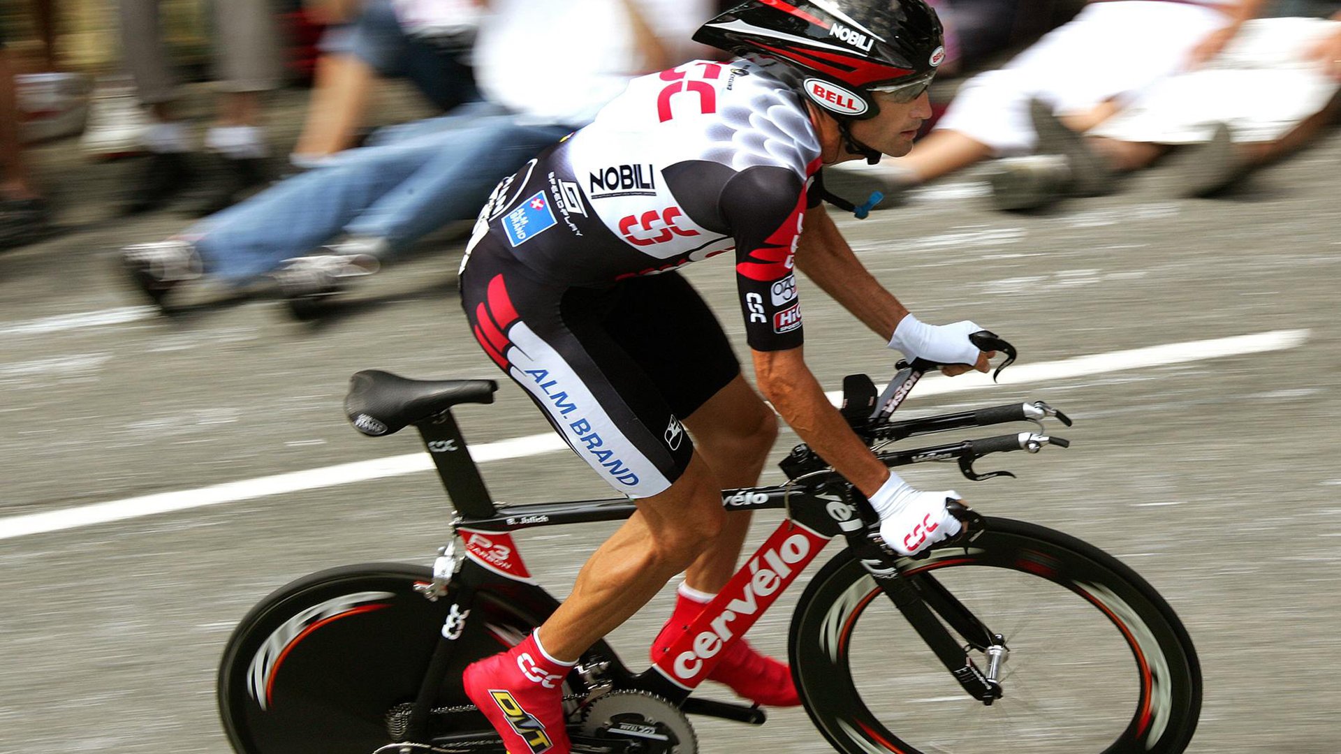 冠军背后的秘密，冠军背后的艰辛